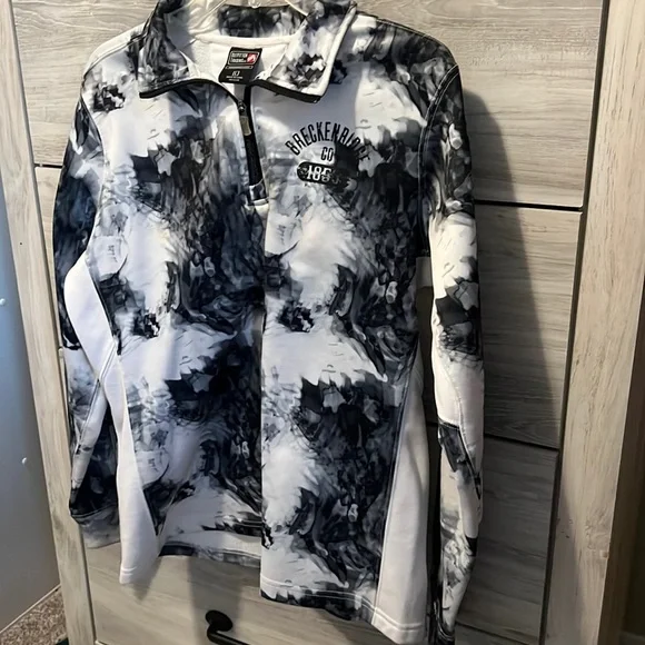 Pullover - Picture 1 of 2